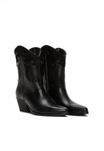 Ковбойские сапоги