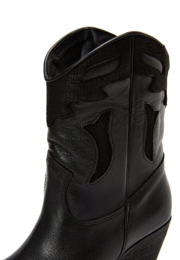 Ковбойские сапоги