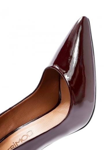 Туфли на высоком каблуке