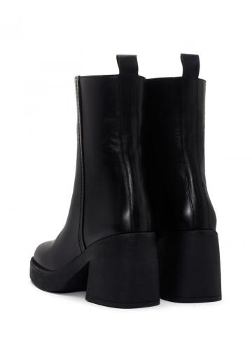 Полусапожки на платформе