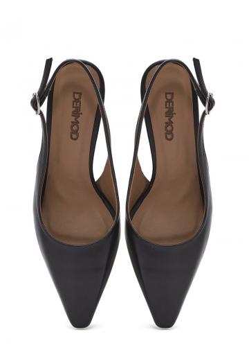 Туфли с ремешком