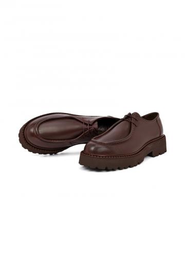 Ботинки на шнуровке