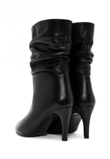 Высокие сапоги