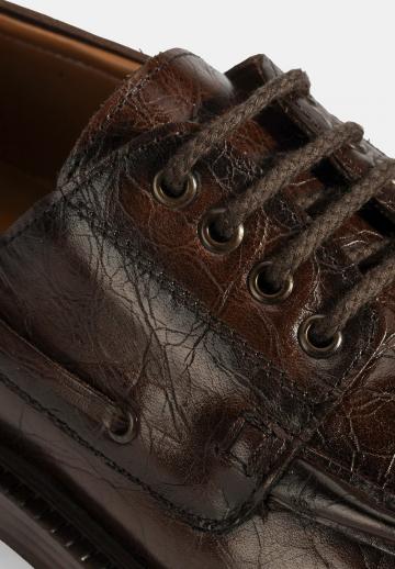 Ботинки на шнуровке