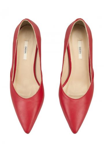 Туфли на высоком каблуке