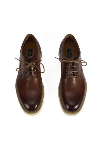 Ботинки на шнуровке