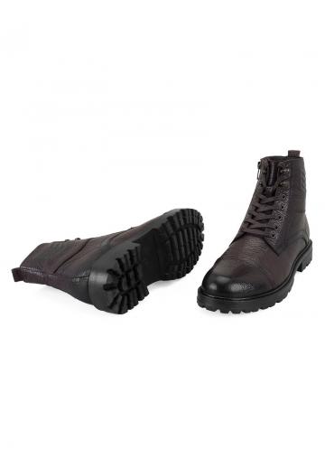 Ботинки на шнуровке