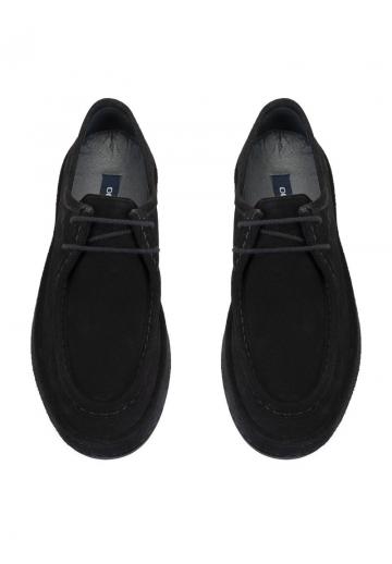 Ботинки на шнуровке