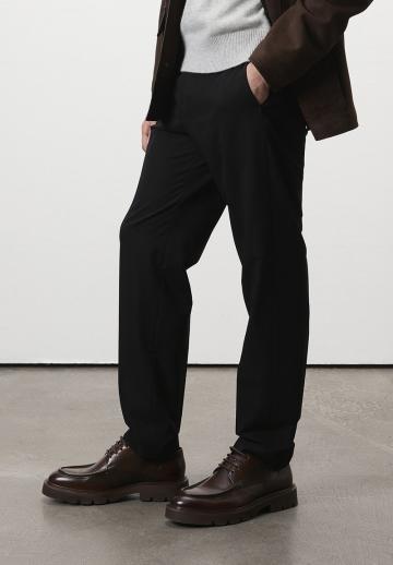 Ботинки на шнуровке