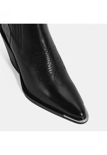 Полусапожки на высоком каблуке