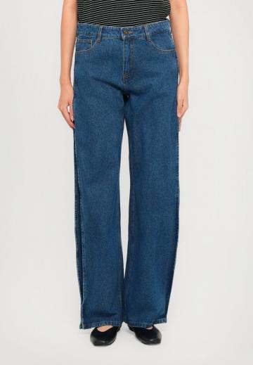 Джинсы бойфренда