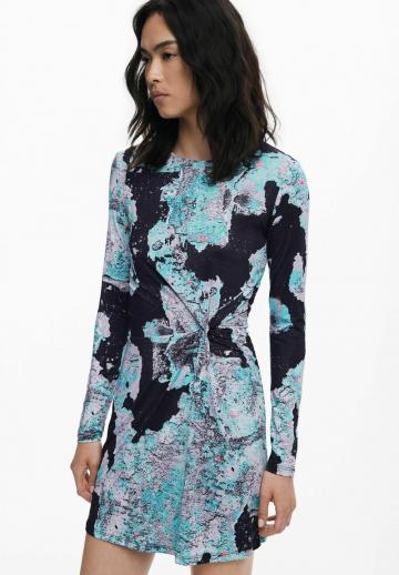 Короткое платье