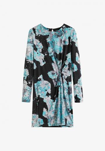 Короткое платье