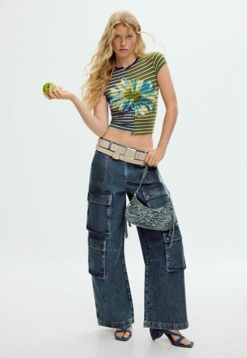 Брюки с накладными карманами