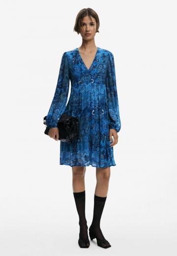 Короткое платье