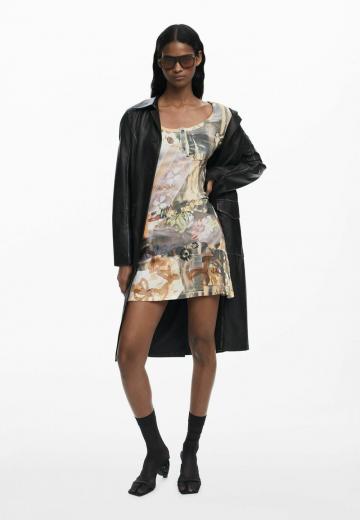 Короткое платье