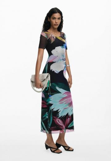 Платье футляр