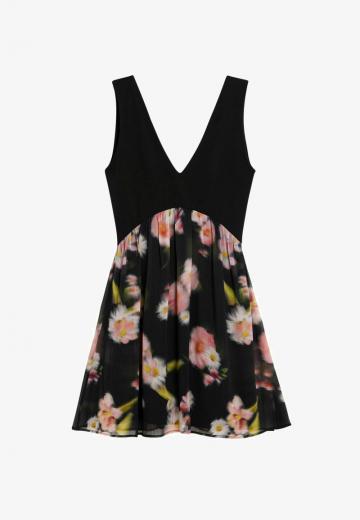 Короткое платье