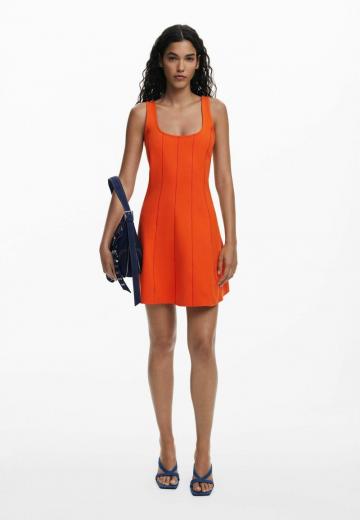 Короткое платье