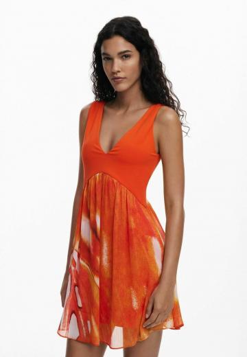 Короткое платье