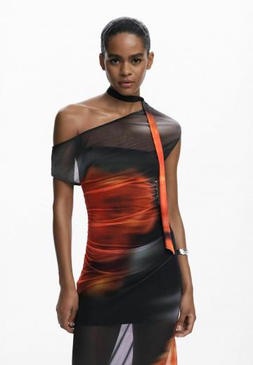 Платье футляр