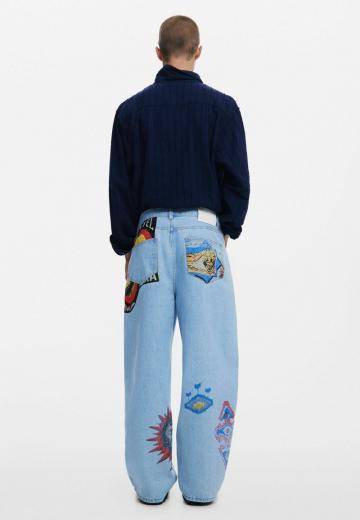 Прямые джинсы