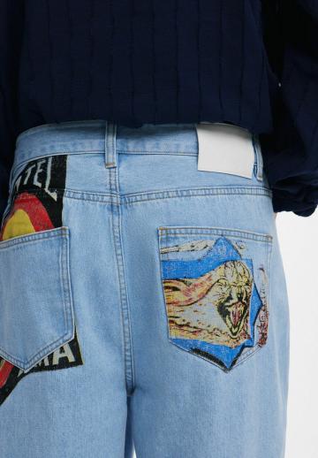 Прямые джинсы