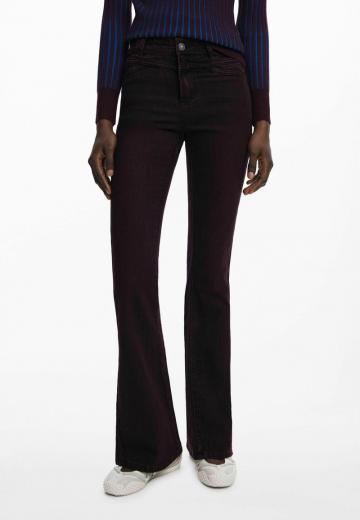 Клешеные брюки