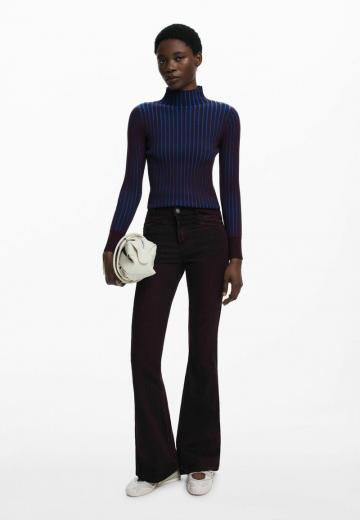 Клешеные брюки