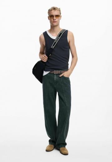 Прямые джинсы