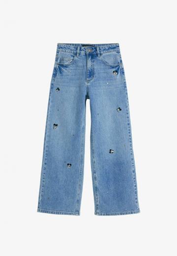 Прямые джинсы