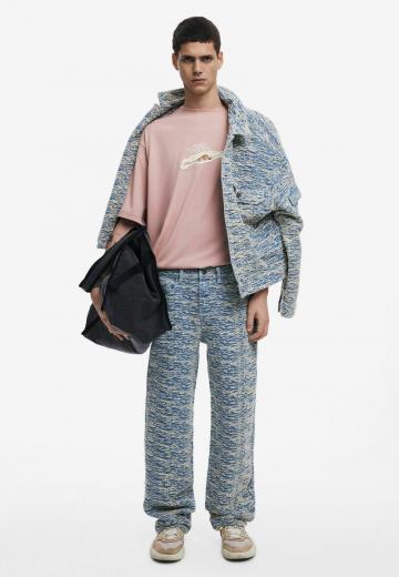 Прямые джинсы