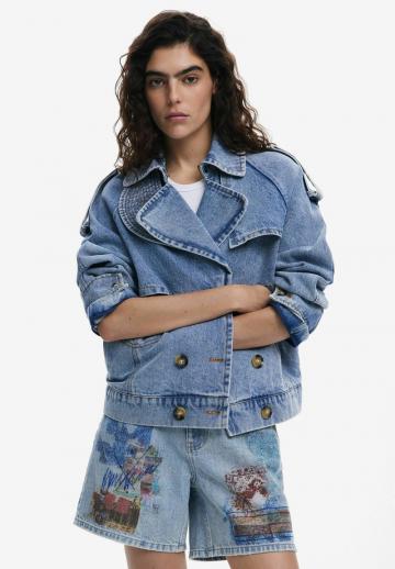 Джинсовая куртка