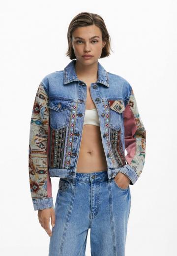 Джинсовая жилетка