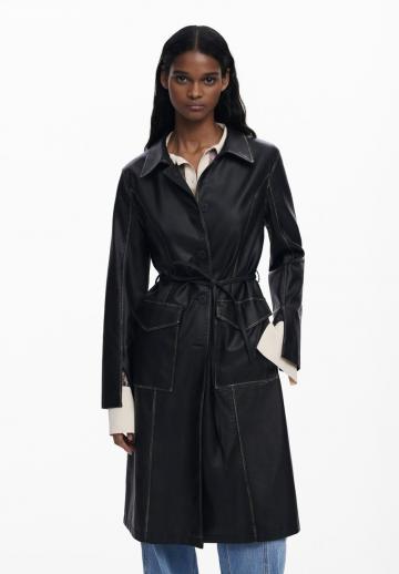 Пальто из искусственной кожи