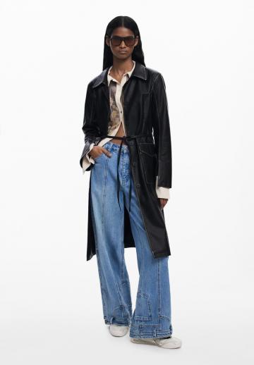 Пальто из искусственной кожи