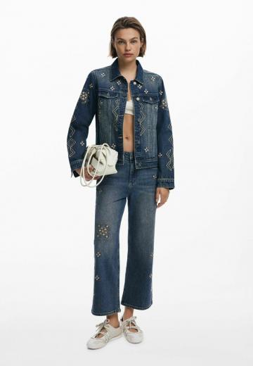 Джинсовая куртка