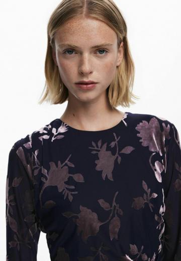 Платье футляр