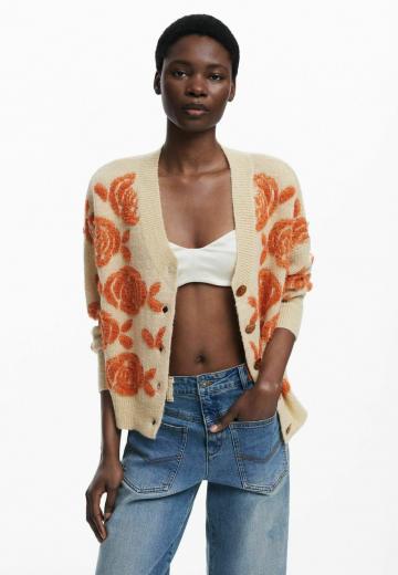 Жаккардовая вязаная кофта