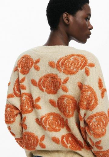 Жаккардовая вязаная кофта