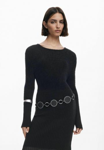 Вязаное платье