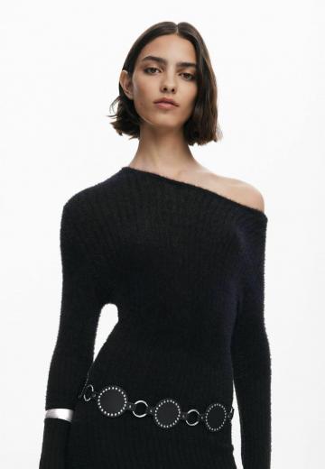 Вязаное платье