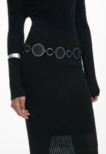 Вязаное платье