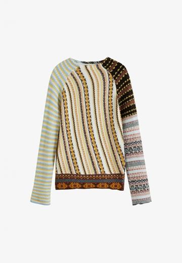 Пуловер в полоску