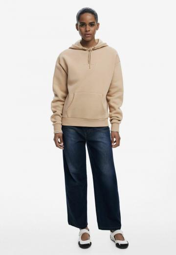 Пуловер с капюшоном