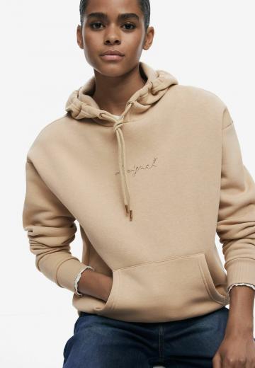 Пуловер с капюшоном