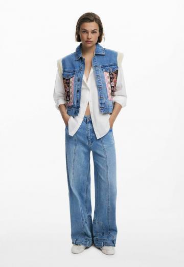 Джинсовая жилетка