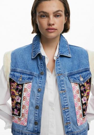 Джинсовая жилетка