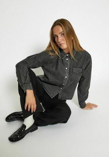 Джинсовая блузка