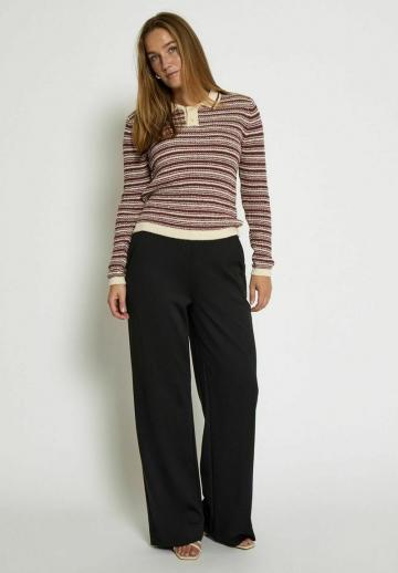 Пуловер с воротником поло